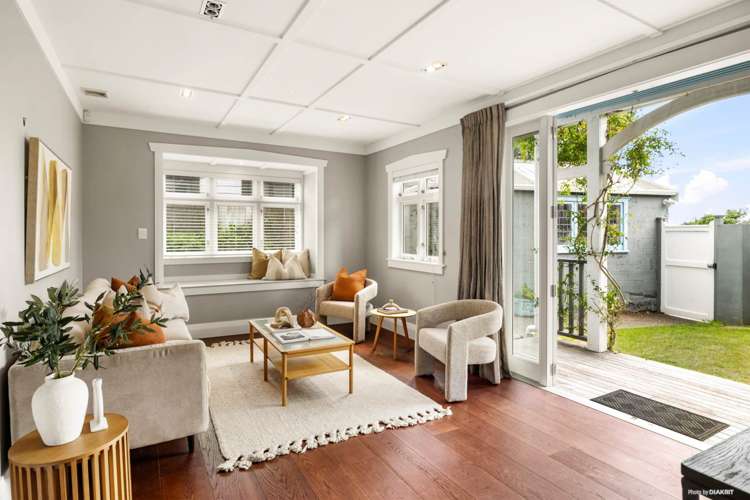 67 Old Mill Road Westmere_8