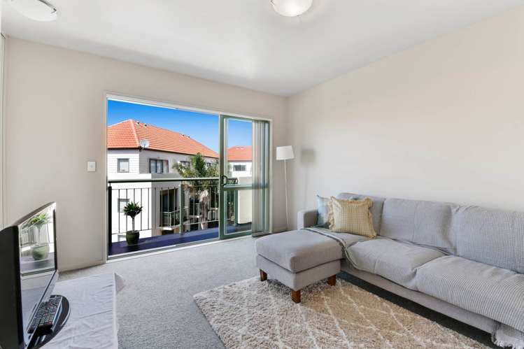 10 Waterside Crescent Gulf Harbour_6