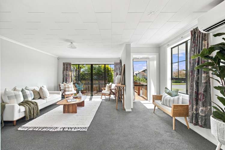 45 Rowcliffe Crescent Avonside_1