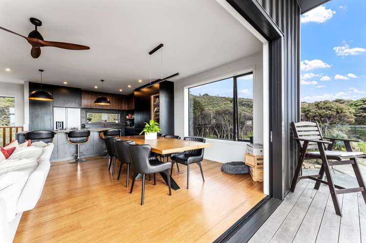 1570 Cove Road Mangawhai_14