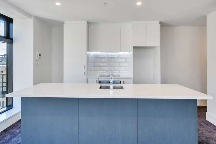 1305/8 Whitaker Place Grafton_5