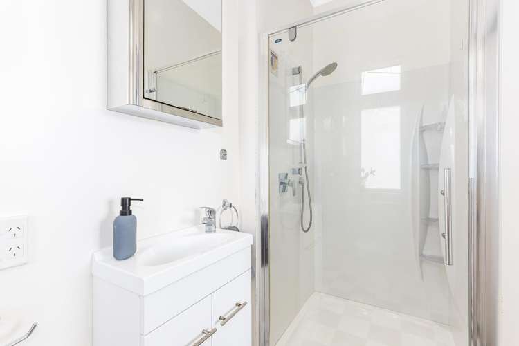 94 Eden Street Island Bay_7