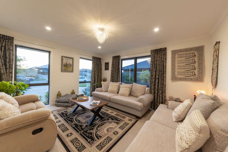 199 Pacific Drive Fitzherbert_8