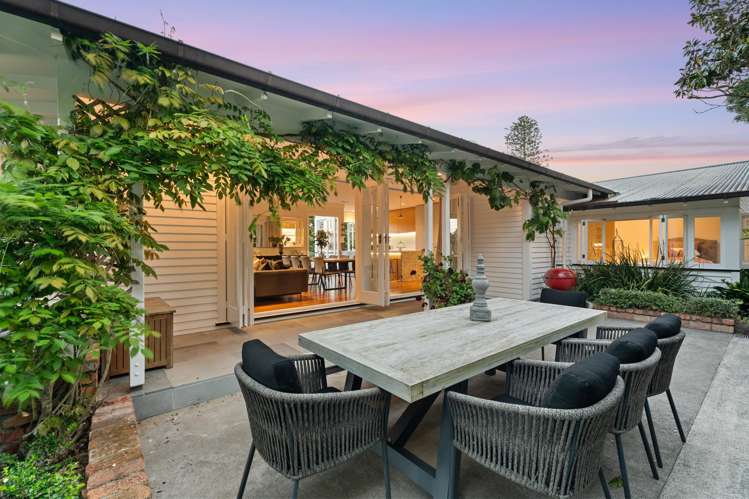 14 Handley Avenue Narrow Neck_14