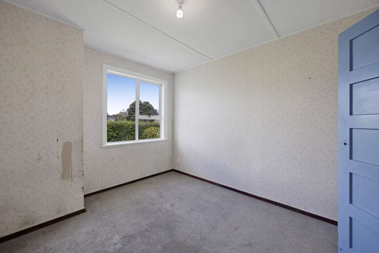 65 Domett Street Opunake_20
