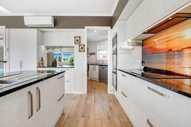 27 Schooner Avenue Snells Beach_3