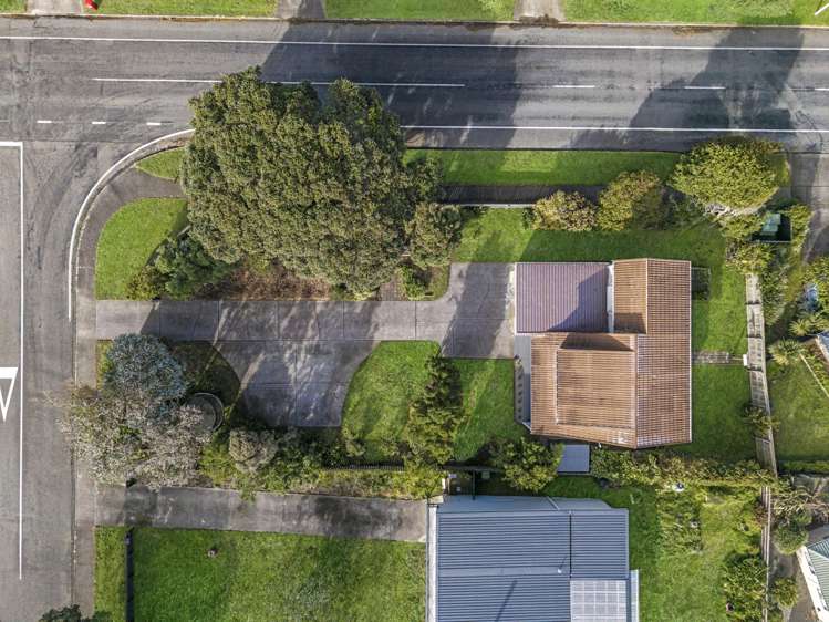 1 Goldie Place Waikanae Beach_18