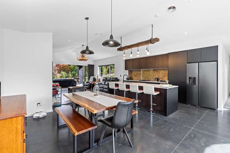 13 Tari Road Pukeatua_12