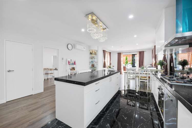 15 Eastfield Avenue Flat Bush_11