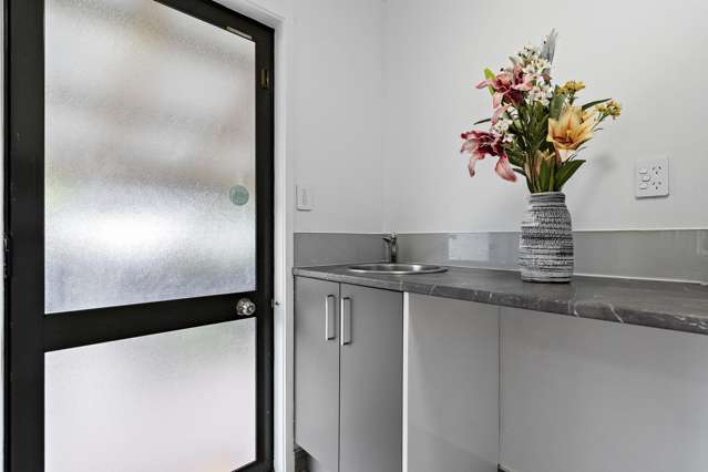 2/9 Wharf Road Te Atatu Peninsula_4