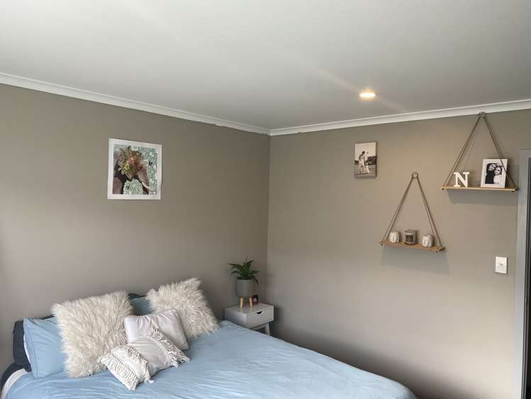 33 Clyde Crescent Roslyn_12