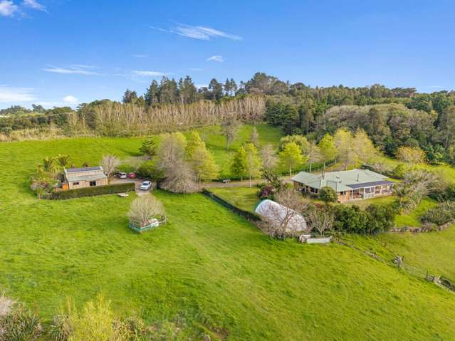 11 Te Pahi River Drive Paparoa_3