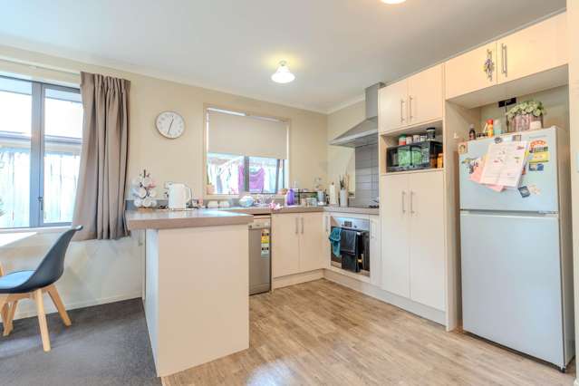 1/108 Old Farm Road Hamilton East_3