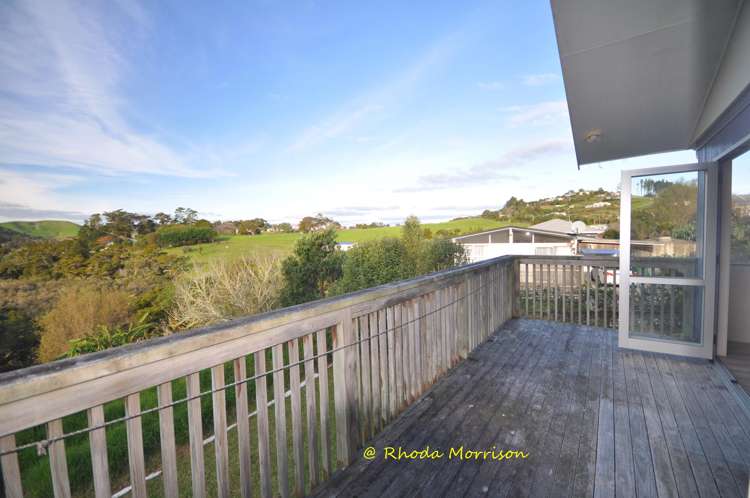 8 Heaths Way Paparoa_15
