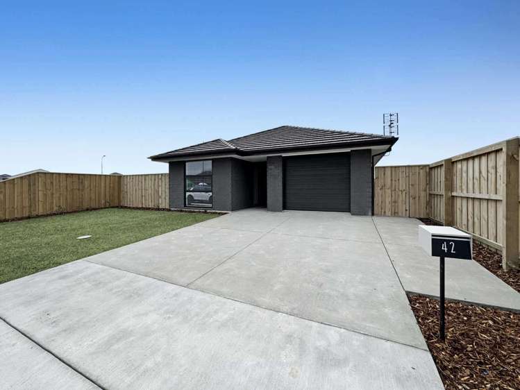 42 Stackwood Avenue Woodend_14