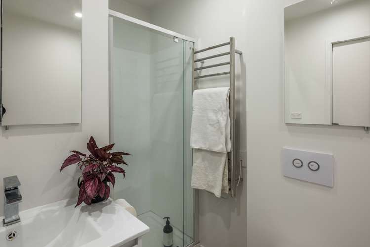 2/77 Nevay Road Miramar_12