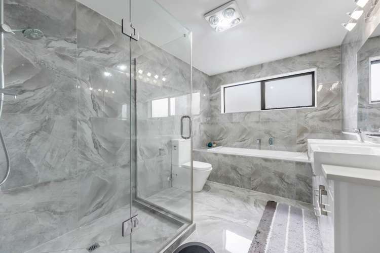 21 Tinaku Road Flat Bush_23