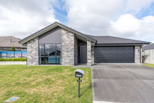 74 Mataroa Crescent Flagstaff_1