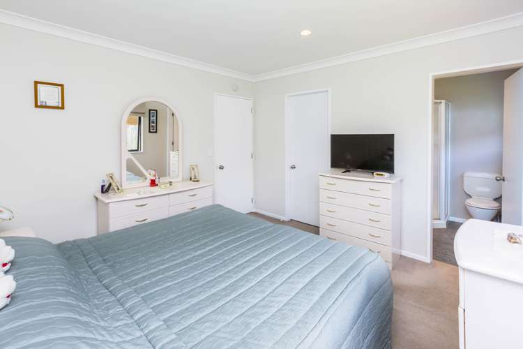 9 Talbot Grove Trentham_11