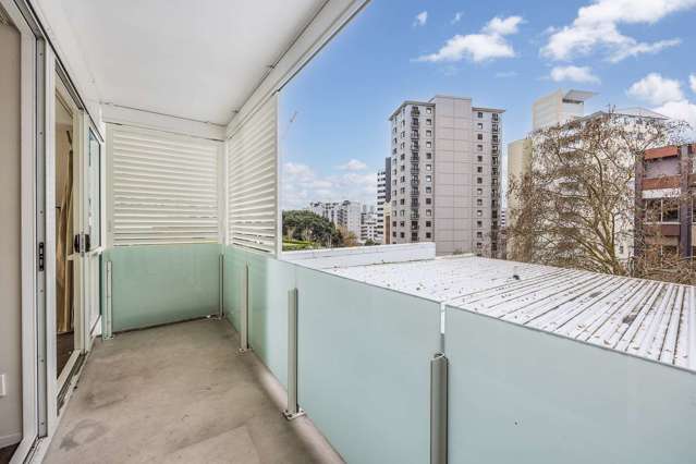 717/10 Waterloo Quadrant Auckland CBD_4