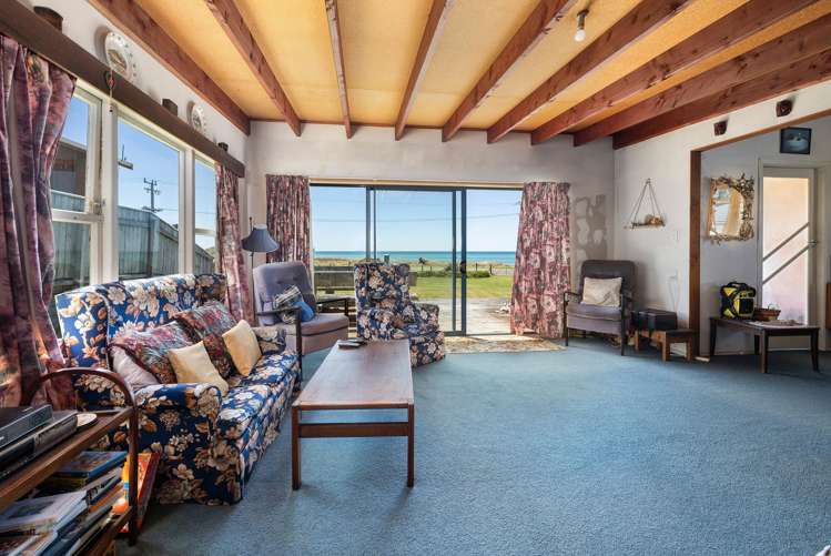 1129 Mataikona Road Mataikona_3