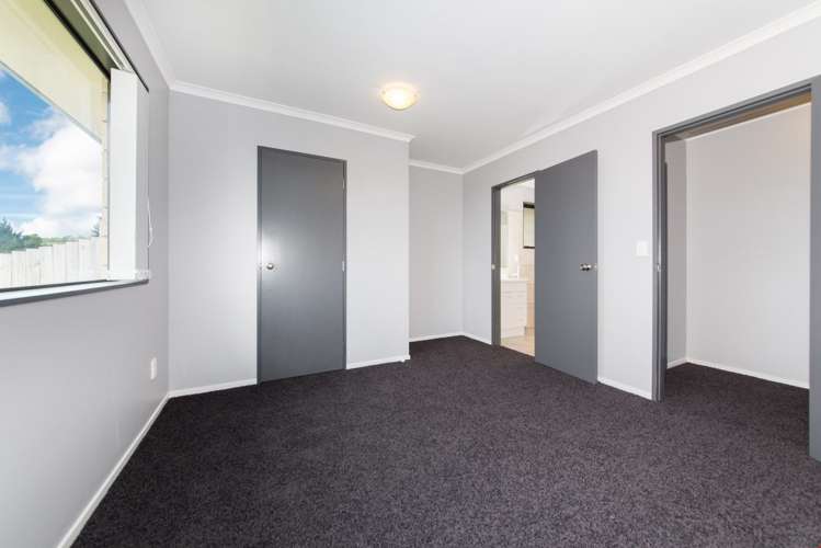 8 Kokako Rise Papakura_6