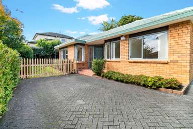 2/2 Carlton Street_1