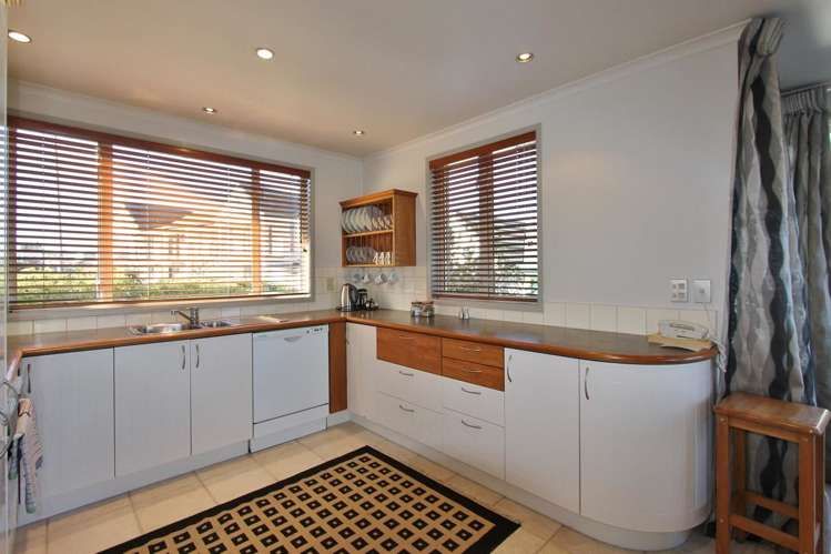 4/54 Lake Terrace Taupo_7