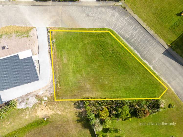 21 Eagles Way Cable Bay_5