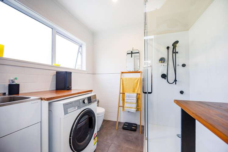 185 Albert Road Tokomaru_11