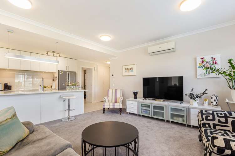 96 Panorama Heights Orewa_13