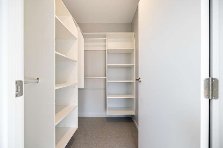 27 Plover Avenue Amberley_16