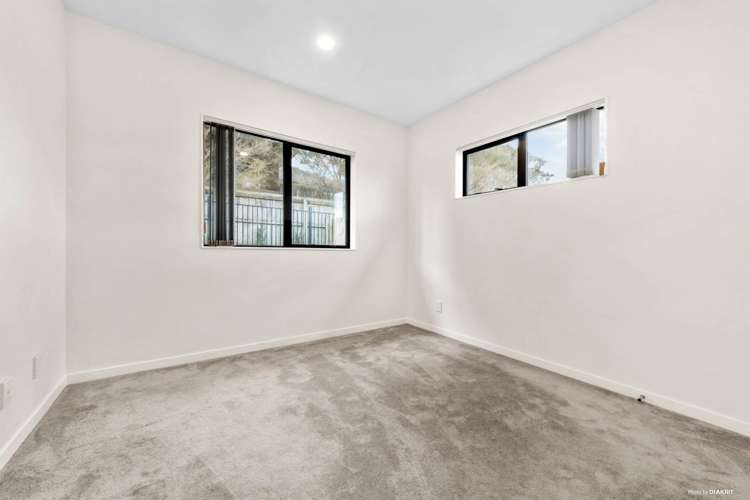 115 Tiriwa Drive Massey_10