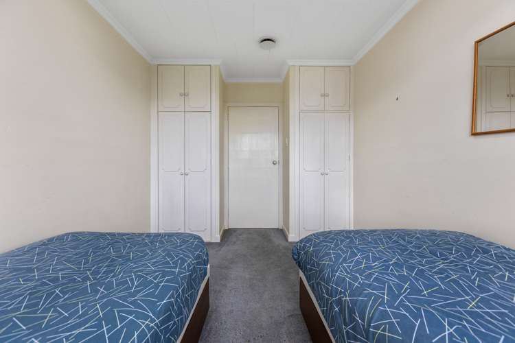 11 Karaka Street Merrilands_13