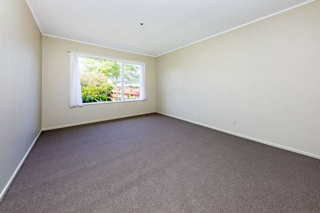 2/4 Gibbs Road Manurewa_3