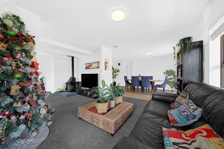 51 Barnhill Crescent Papakura_16