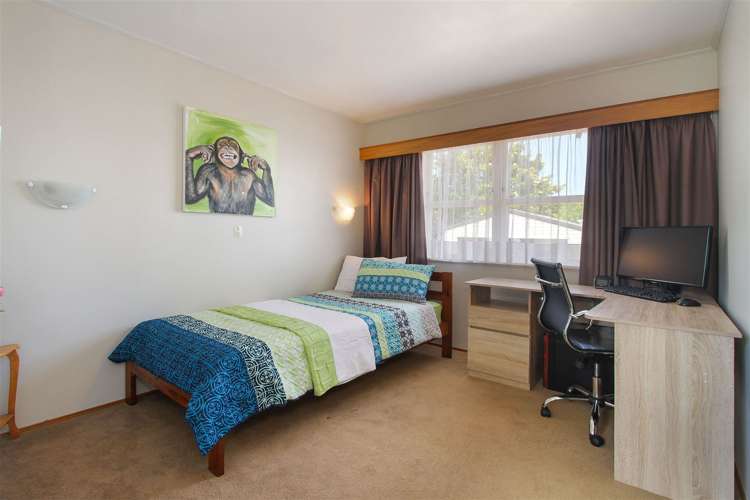 15 Laurelwood Avenue Pukekohe_13