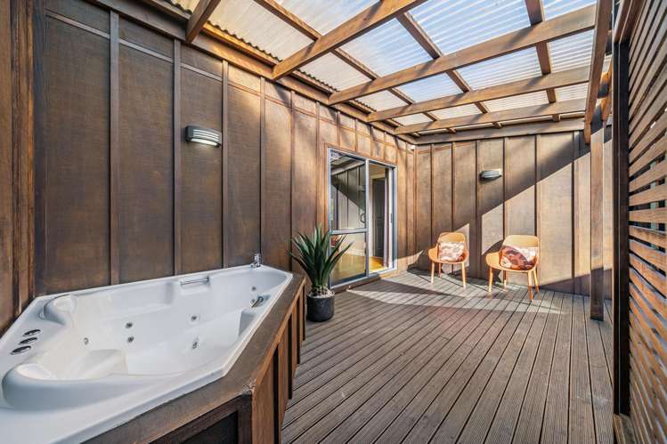 16 Birkinshaw Grove Riverstone Terraces_24
