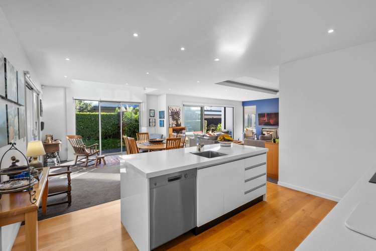 15 Rivers Edge Northwood_11