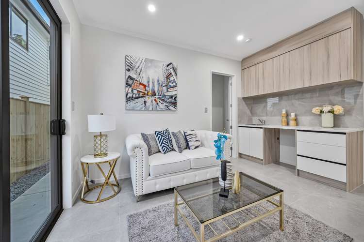 67 Bushfield Drive Flat Bush_12