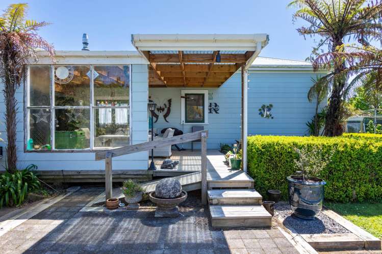 57 McPhee Street Dannevirke_21