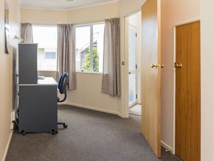 48 Leicester Street Stoke_11