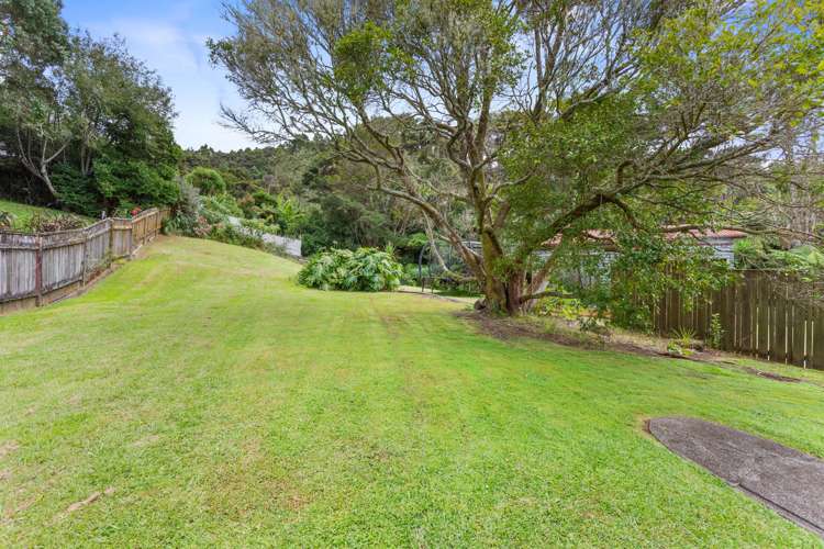 211 Woodlands Park Road Titirangi_25