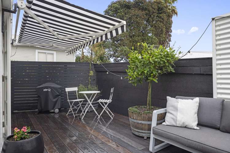 251a Courtenay Street Strandon_35