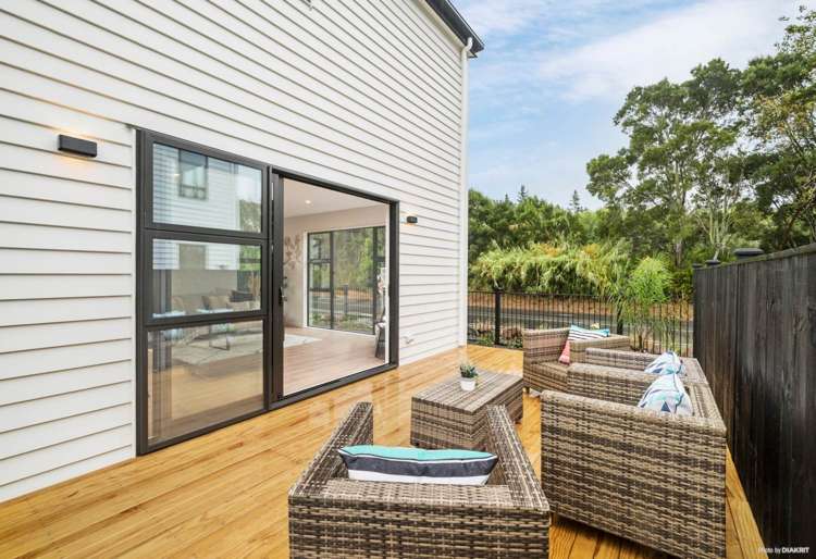 37 Sidwell Road Wainui_15