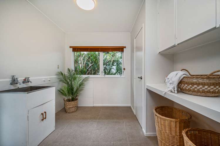 62 Gossamer Drive Pakuranga Heights_6