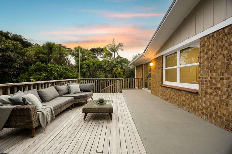 89 Aeroview Drive Beach Haven_4