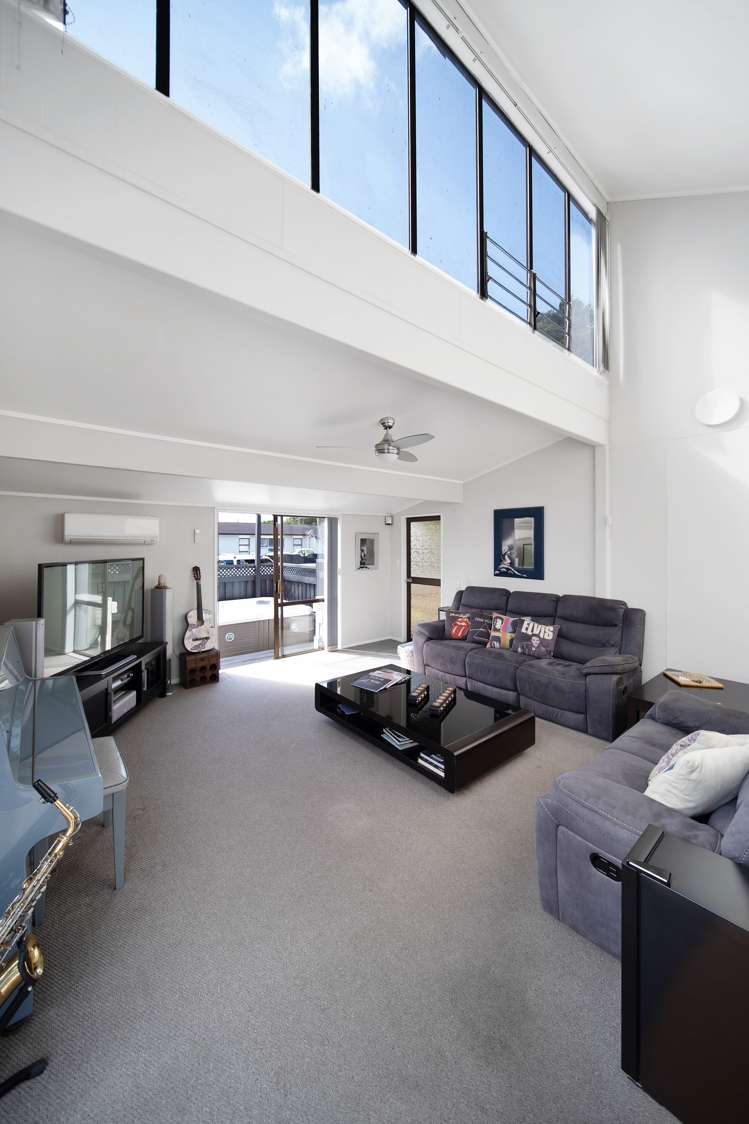 2/2 Corolu Place Conifer Grove_27