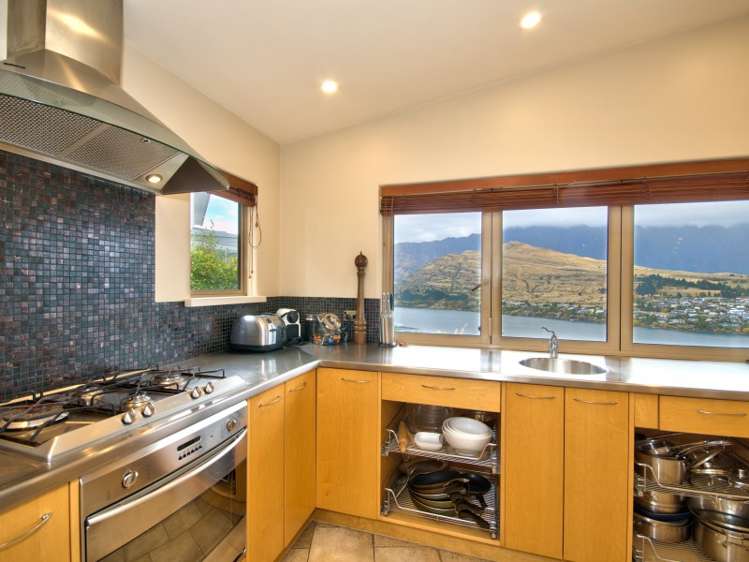 11 Star Lane Queenstown_18