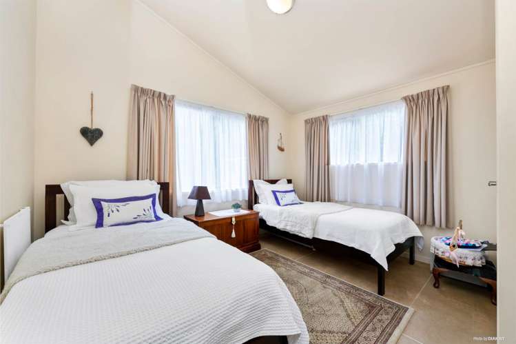 123 Rataroa Road Miranda_13